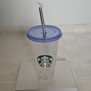 Starbucks Plastic Cold Beverage Cup  With Straw 24oz Clear